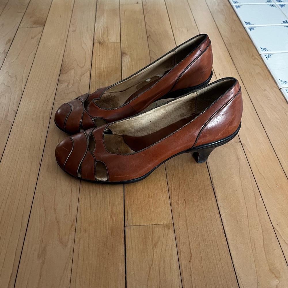 Cute Vintage Style Heels